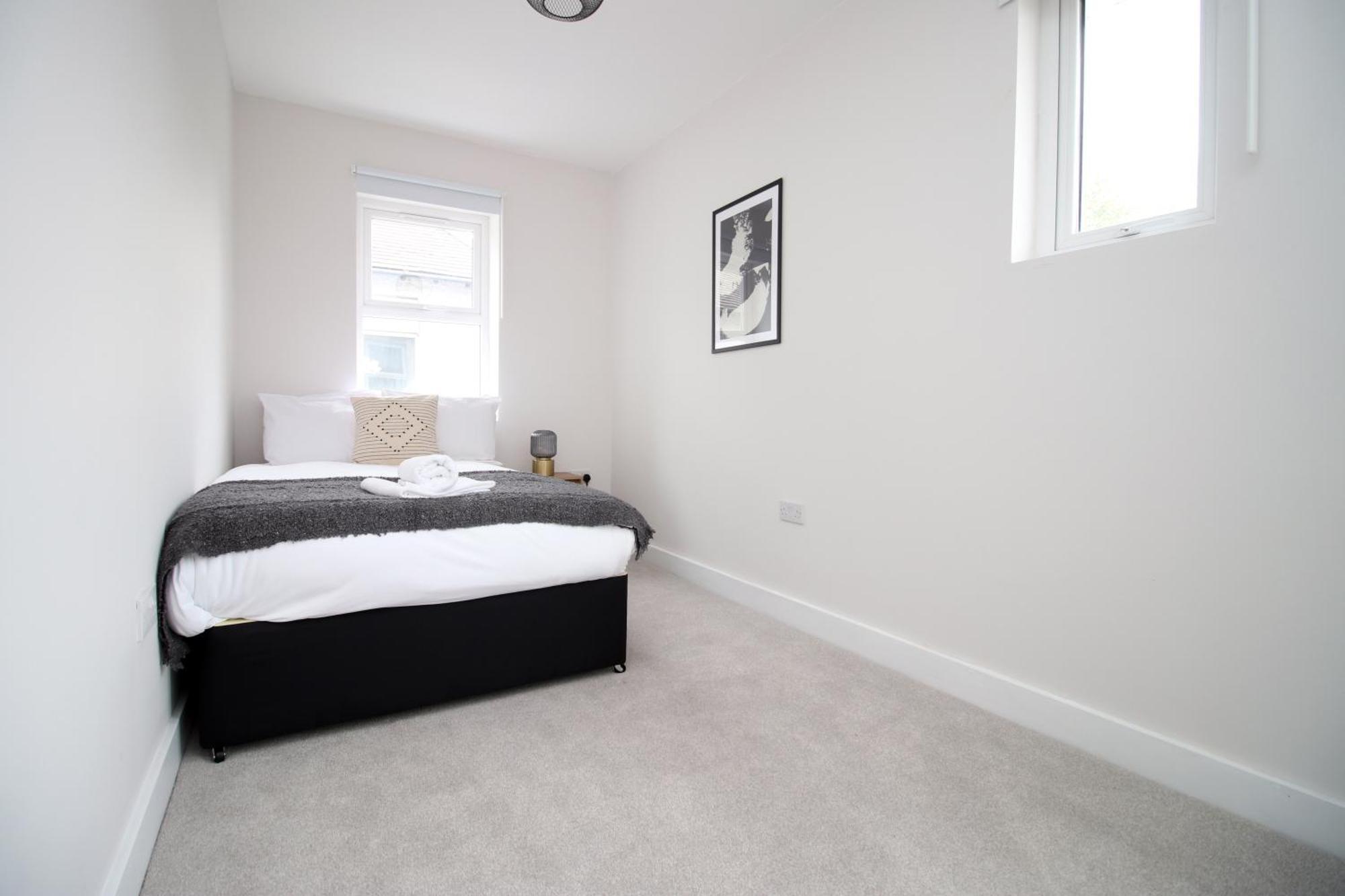 Large 5 Bedroom House - Harlequin Gardens By Ty Sa Cardiff Exterior photo