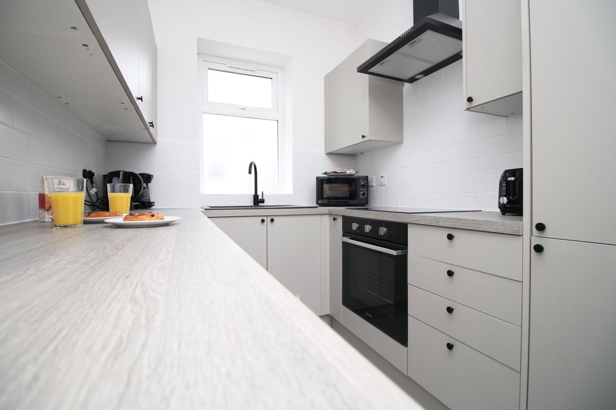 Large 5 Bedroom House - Harlequin Gardens By Ty Sa Cardiff Exterior photo
